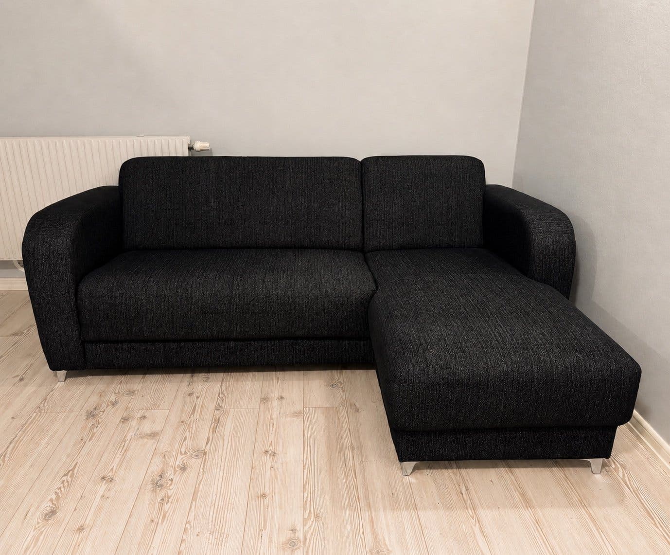 Svart divansoffa
