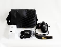 Nikon digital systemkamera D3200 i orig. väska 38 exponeringar - toppskick!