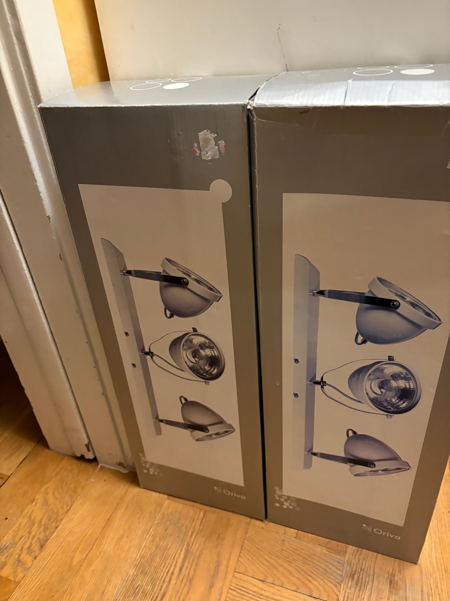 2st Oriva Taklampa med 3 spottar var - NYA i originalkartonger