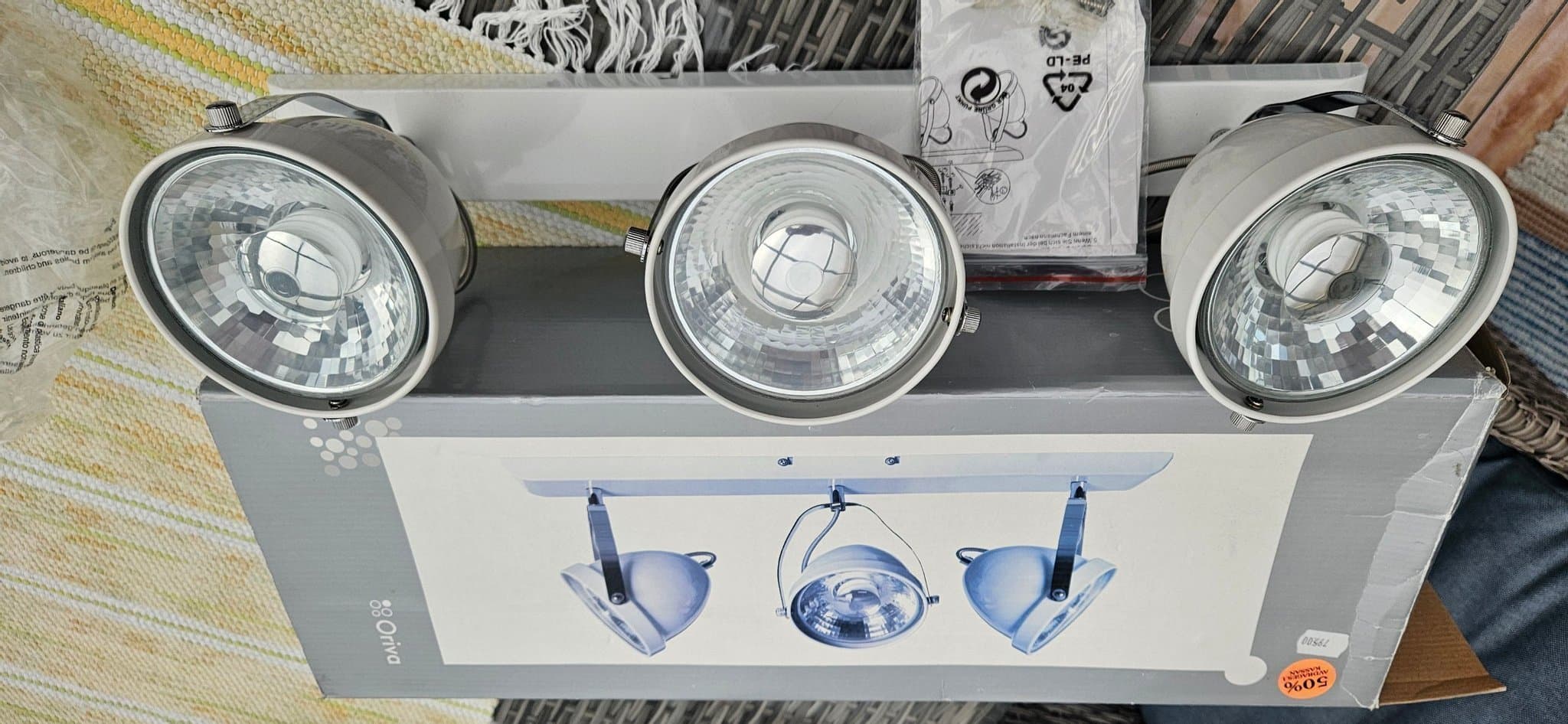 2st Oriva Taklampa med 3 spottar var - NYA i originalkartonger