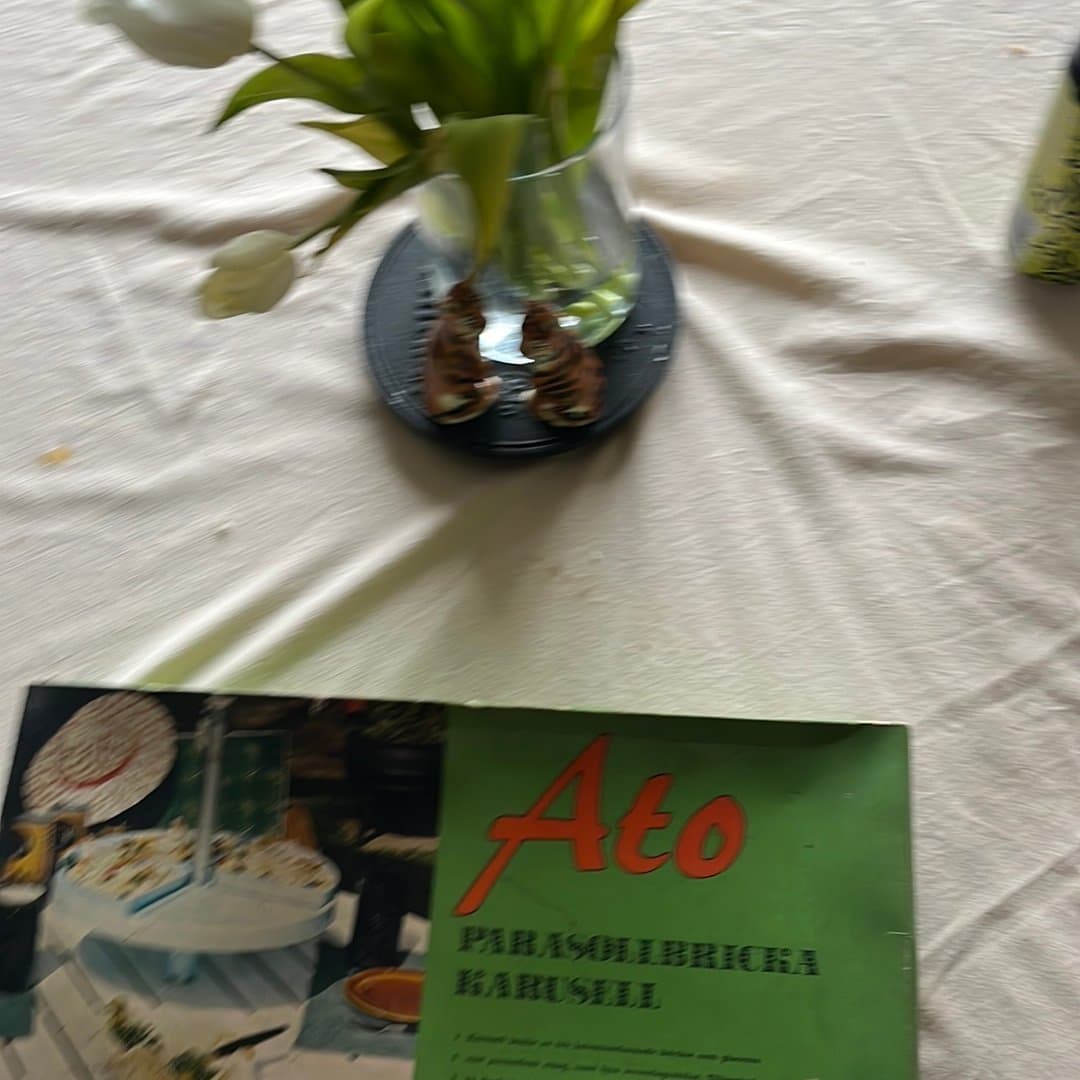 Ato Parasollbricka Karusell