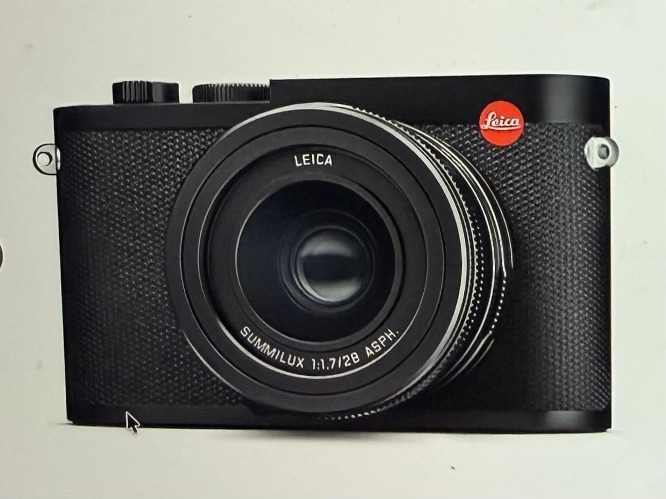 Leica Q2 Med Leica blixt MS40