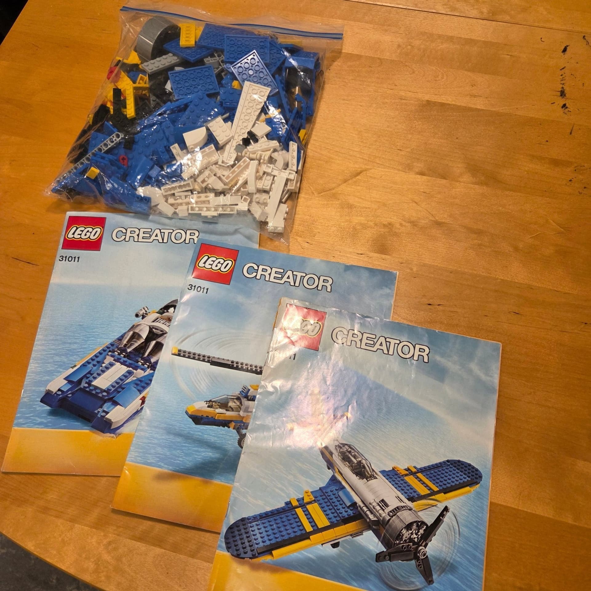 LEGO Creator 31011 Aviation Adventures