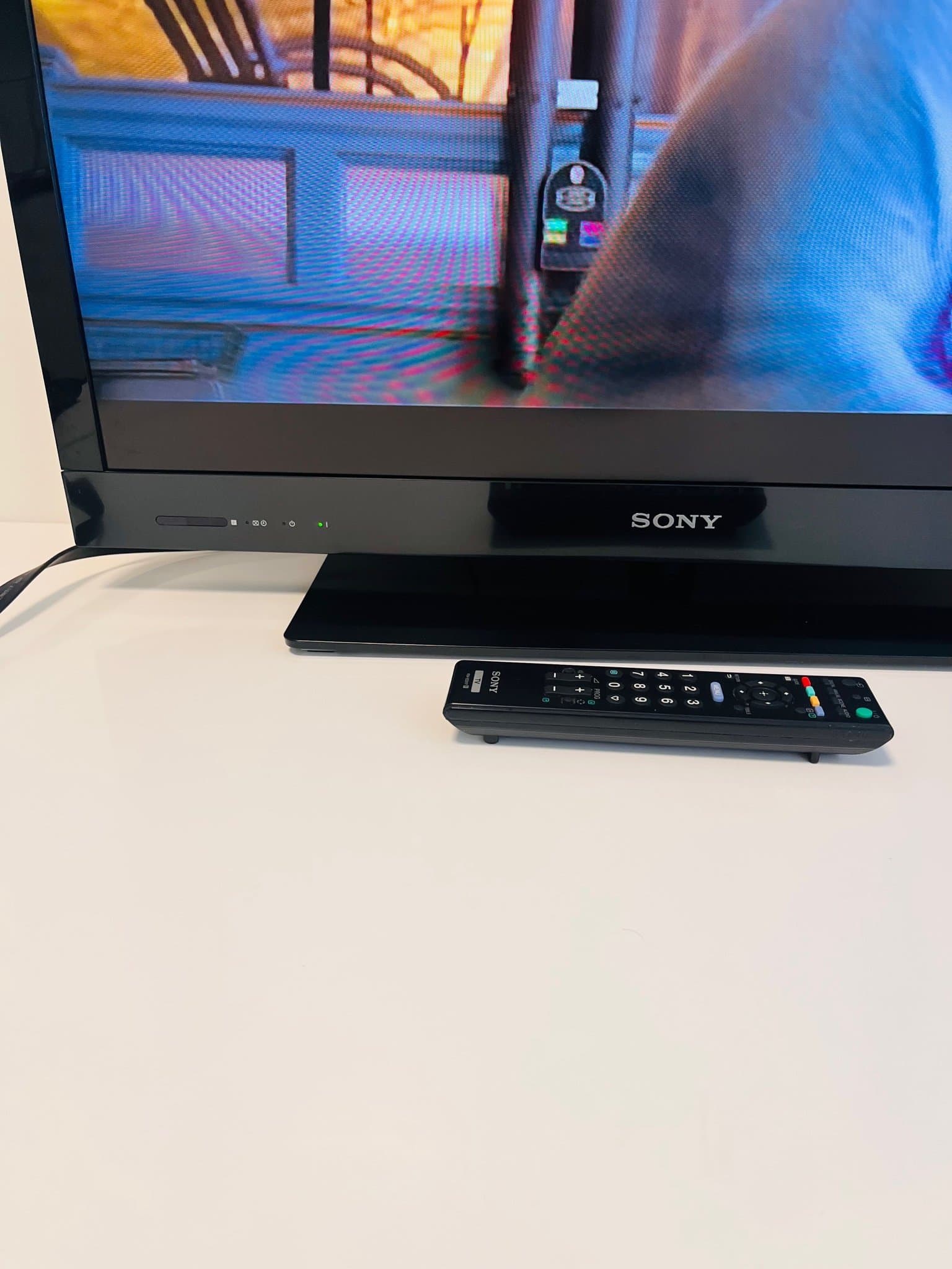 Sony Bravia 32,Tum KDL-32EX720 LCD TV