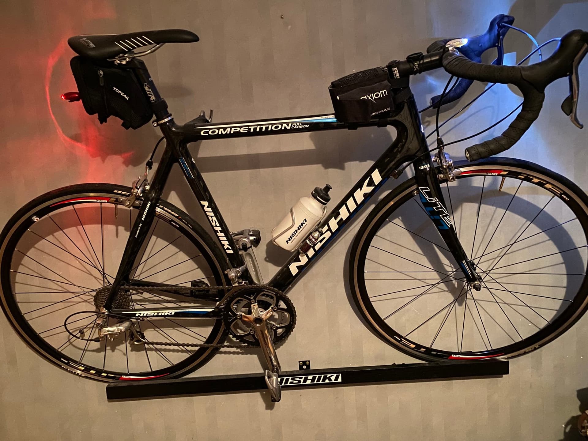 Nishiki Competition Full Carbon i absolut nyskick säljes...