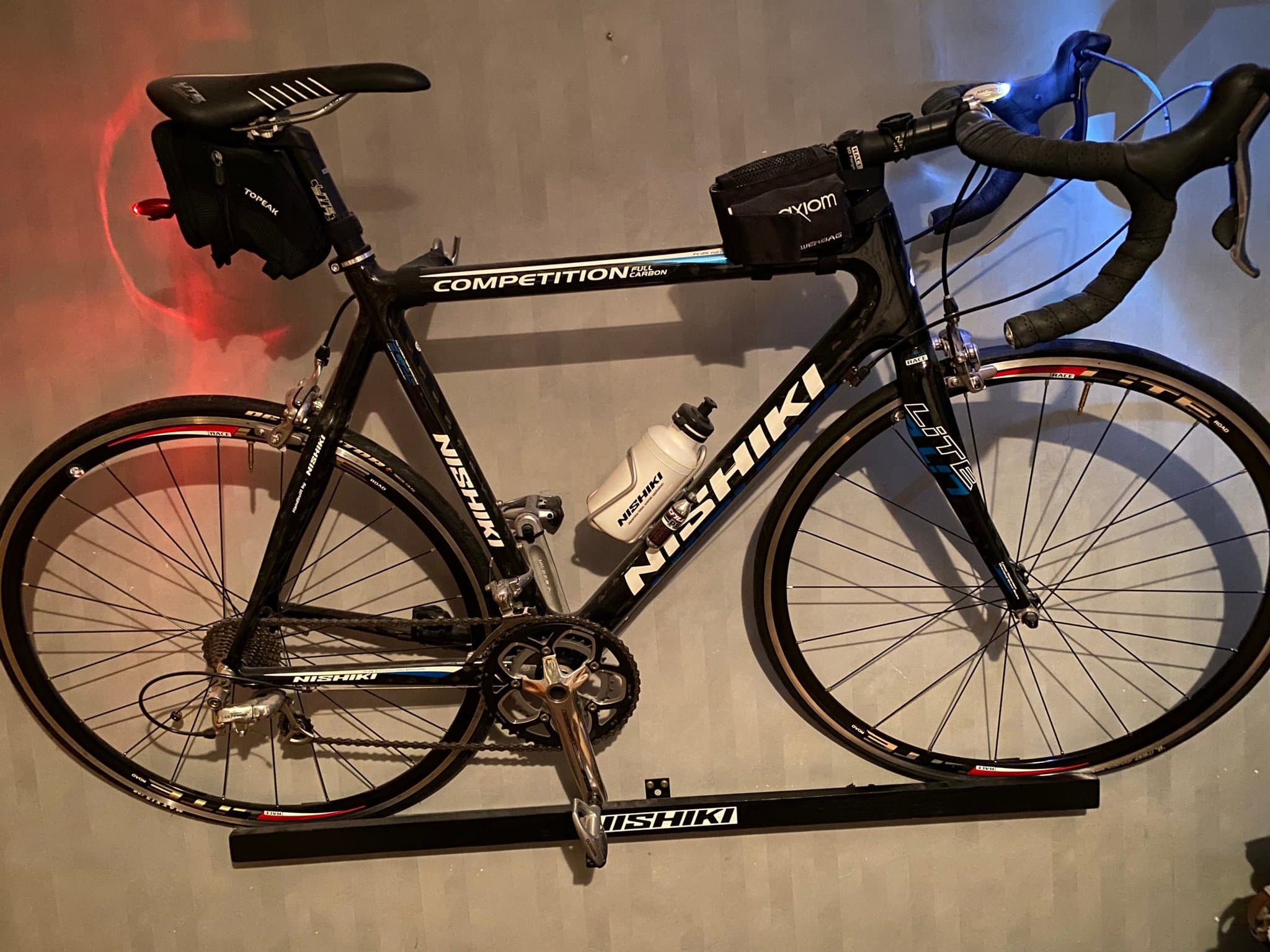 Nishiki Competition Full Carbon i absolut nyskick säljes...