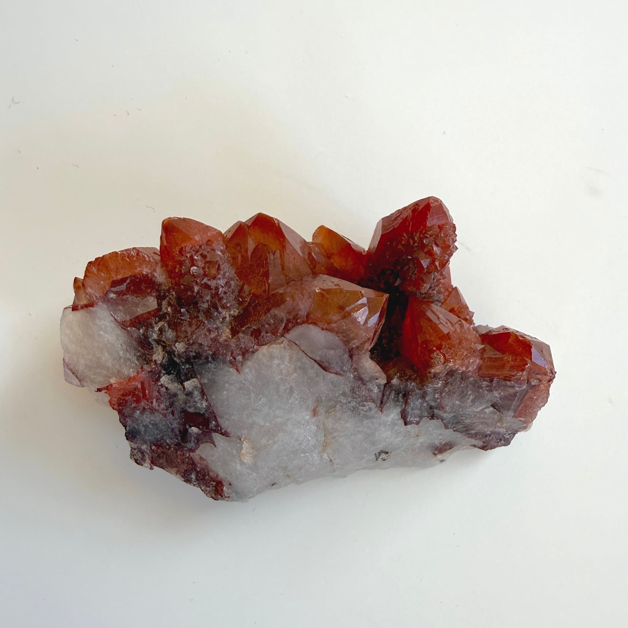 Red quartz cluster rödkvartz