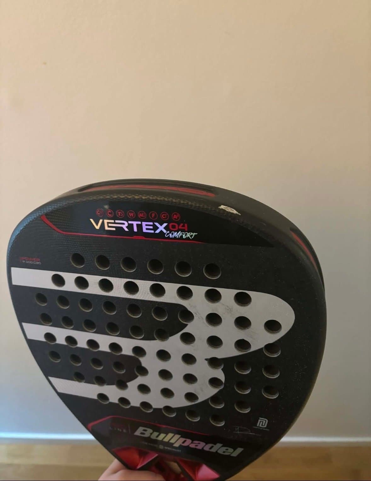 Bullpadel Vertex 04 Comfort