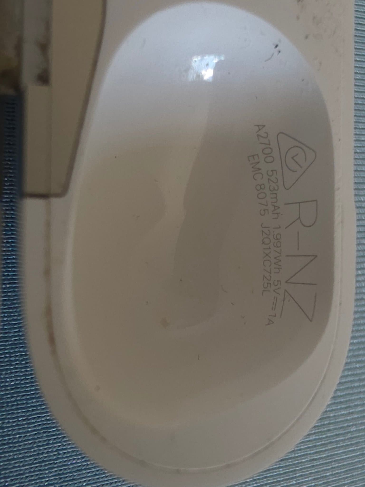Apple AirPods Pro Laddningsfodral A2700