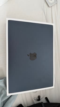 MacBook Air 13.6-inch M2, 2022, 8GB/256GB