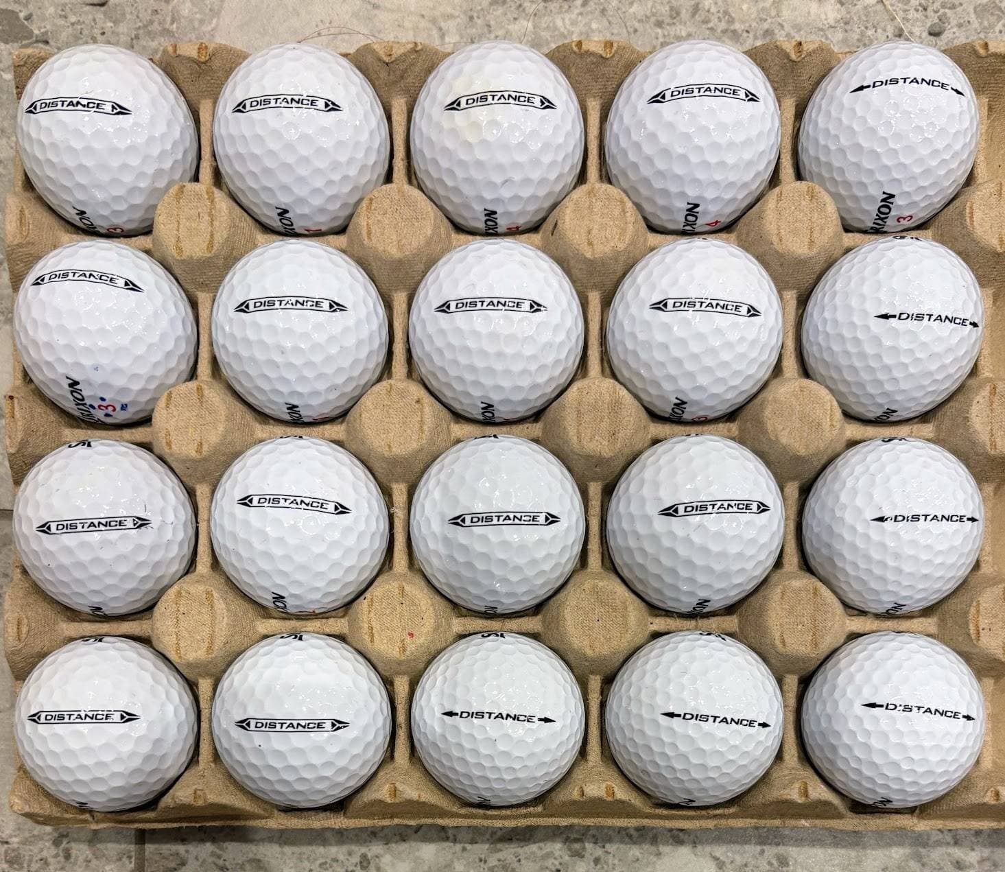 GOLFBOLLAR 20 st Srixon Distance FINT SKICK #72