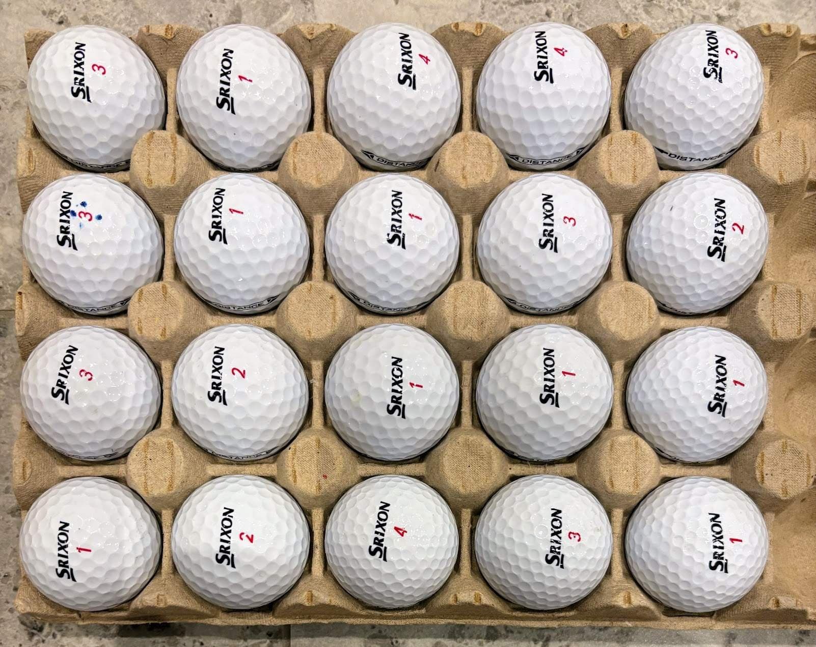 GOLFBOLLAR 20 st Srixon Distance FINT SKICK #72
