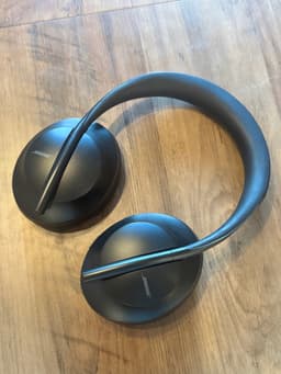 Bose Noise Cancelling Headphones 700