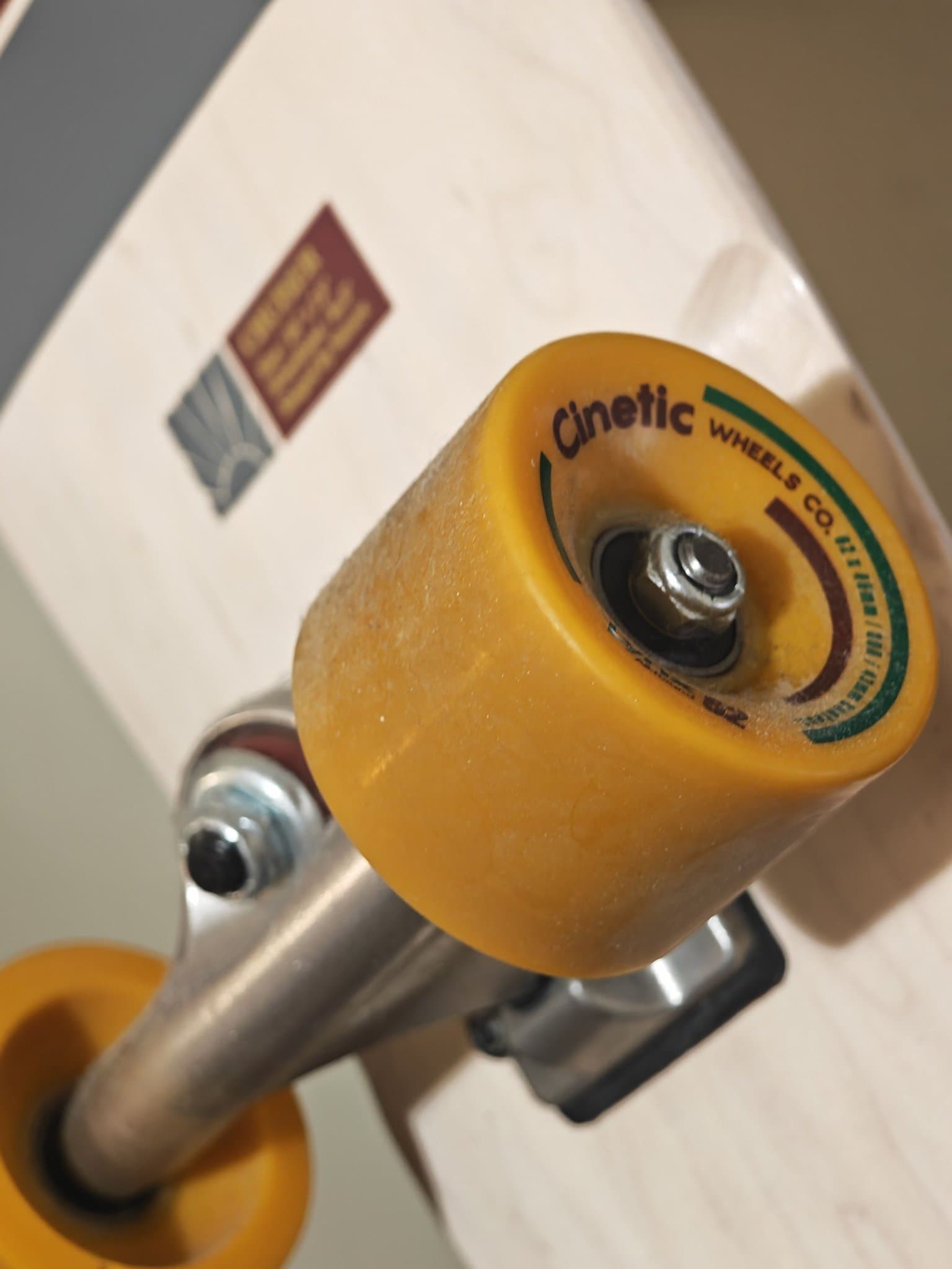 Long Island Cruiser Skateboard