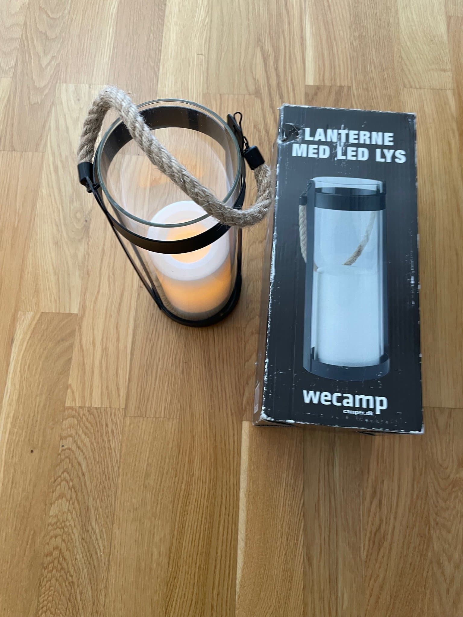 Wecamp lykta med LED-ljus