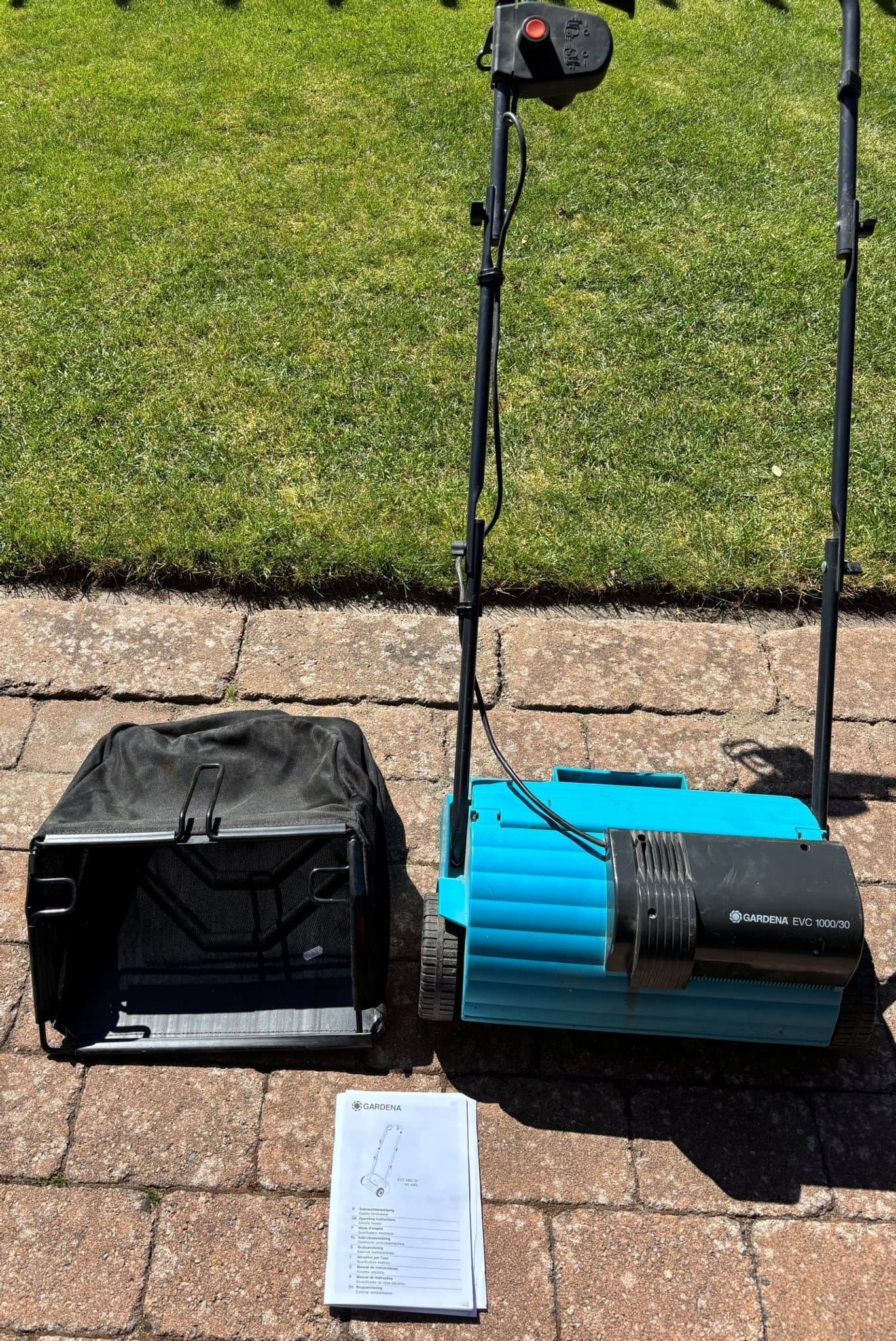 Vertikalskärare Gardena EVC 1000/30