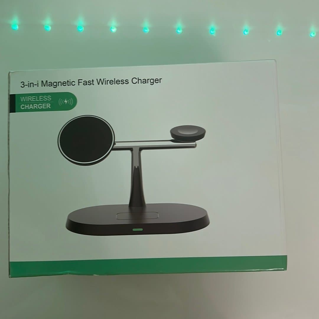 3-i-1 Magnetisk Trådlös Laddare