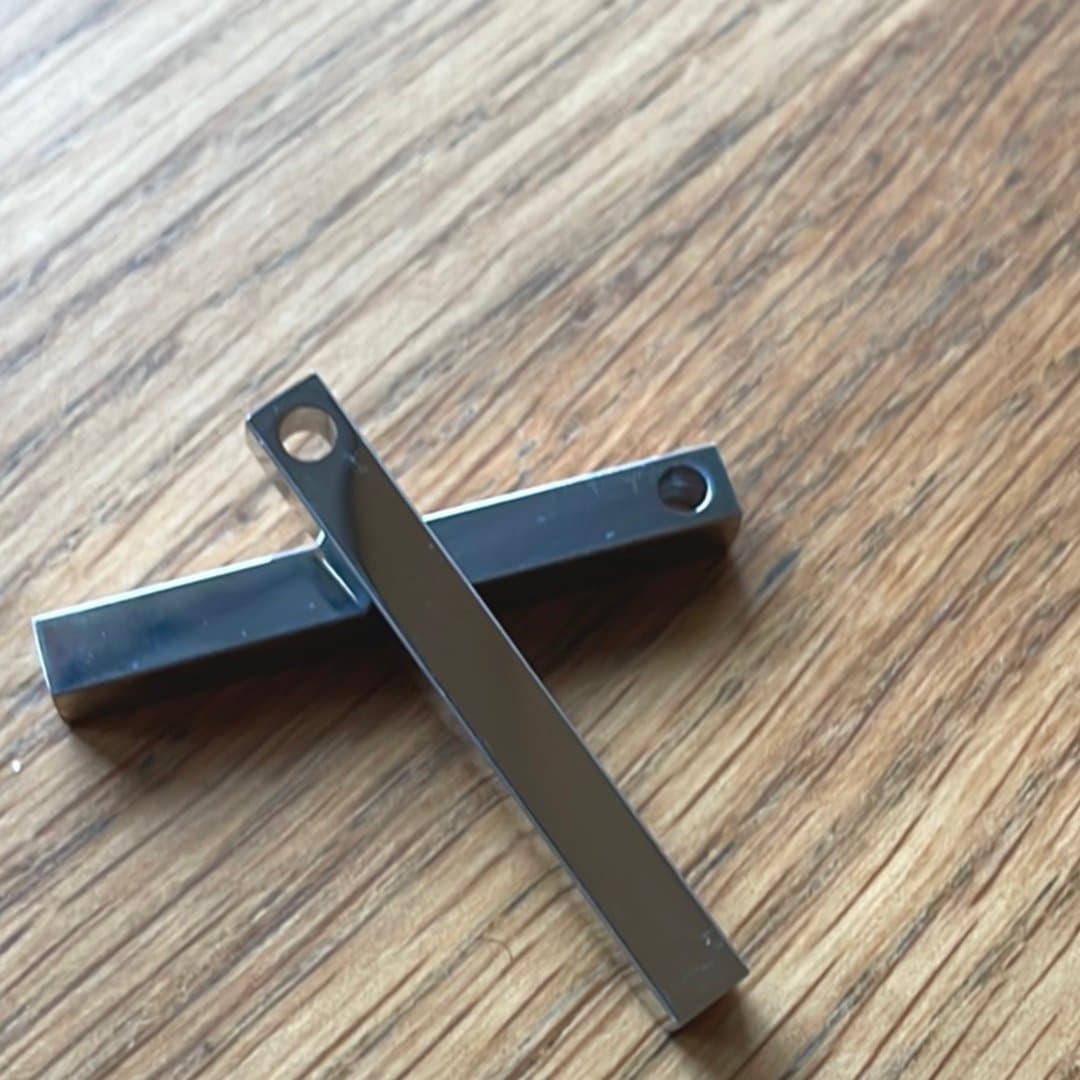 4 stycken Berlock/halsbandshänge, rostfritt stål ca 40 mm