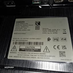 Samsung 55” Smart TV – defekt skärm (för reservdelar)