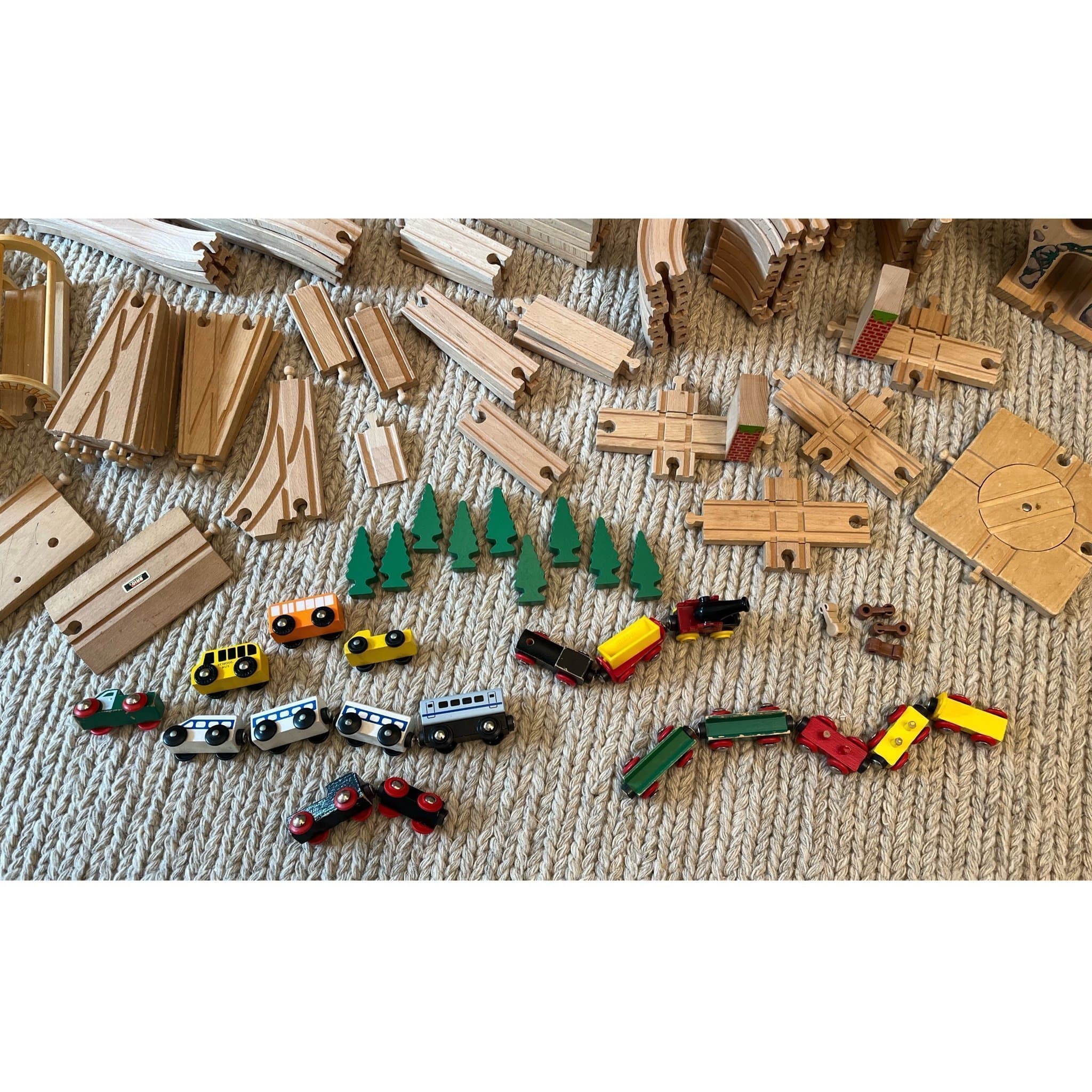 BRIO Tågset – Stor samling, komplett med många tillbehör!