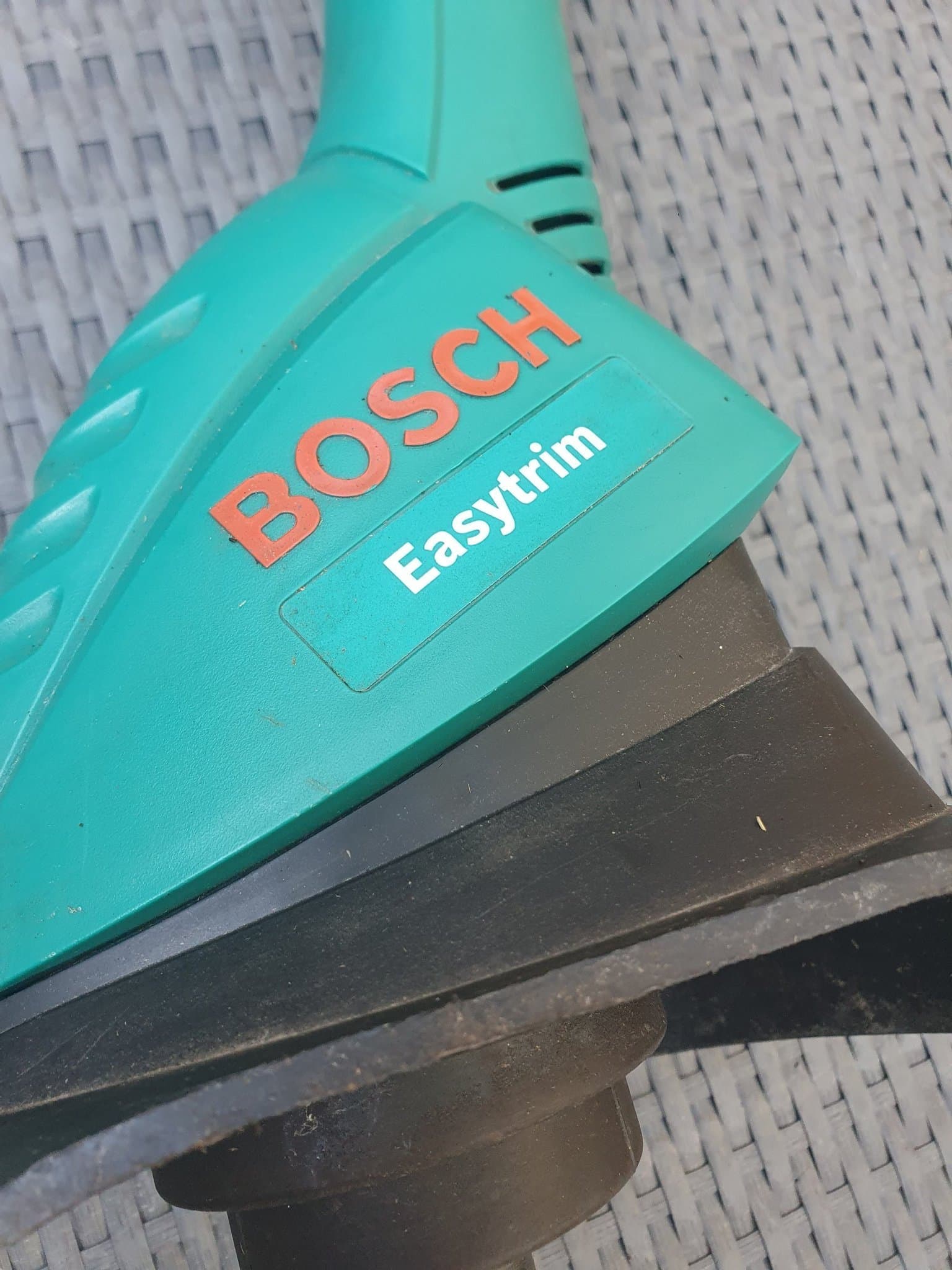 Bosch Easytrim ART 300 Grästrimmer