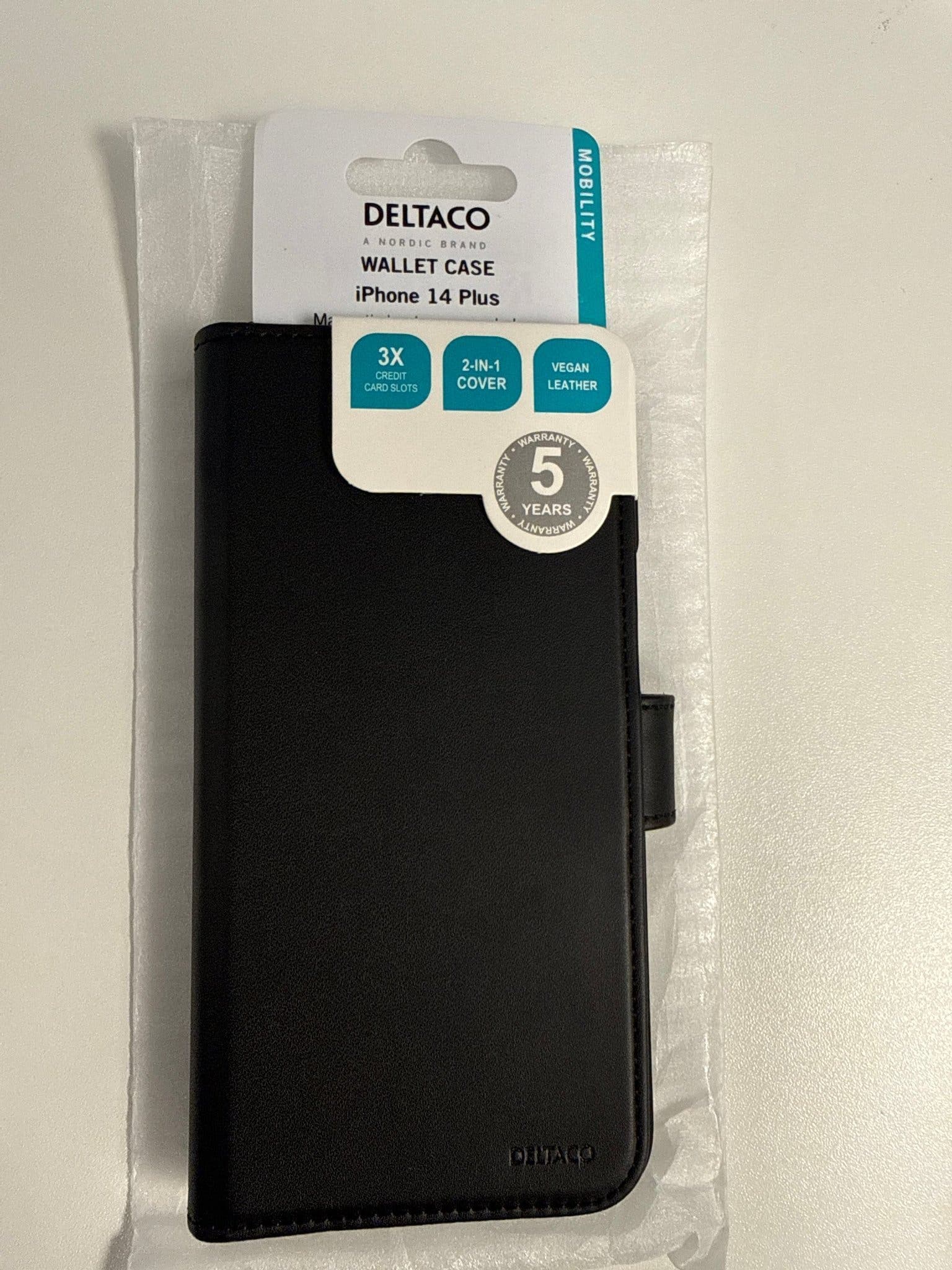 Deltaco Plånboksfodral med avtagbar magnetisk bakstycke för iPhone 14 plus