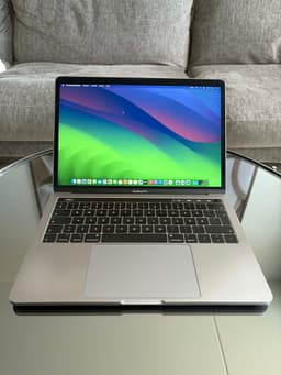 MacBook Pro 13 tum 2019, 2,4 GHz Quad-Core Intel Core i5, 16 GB RAM