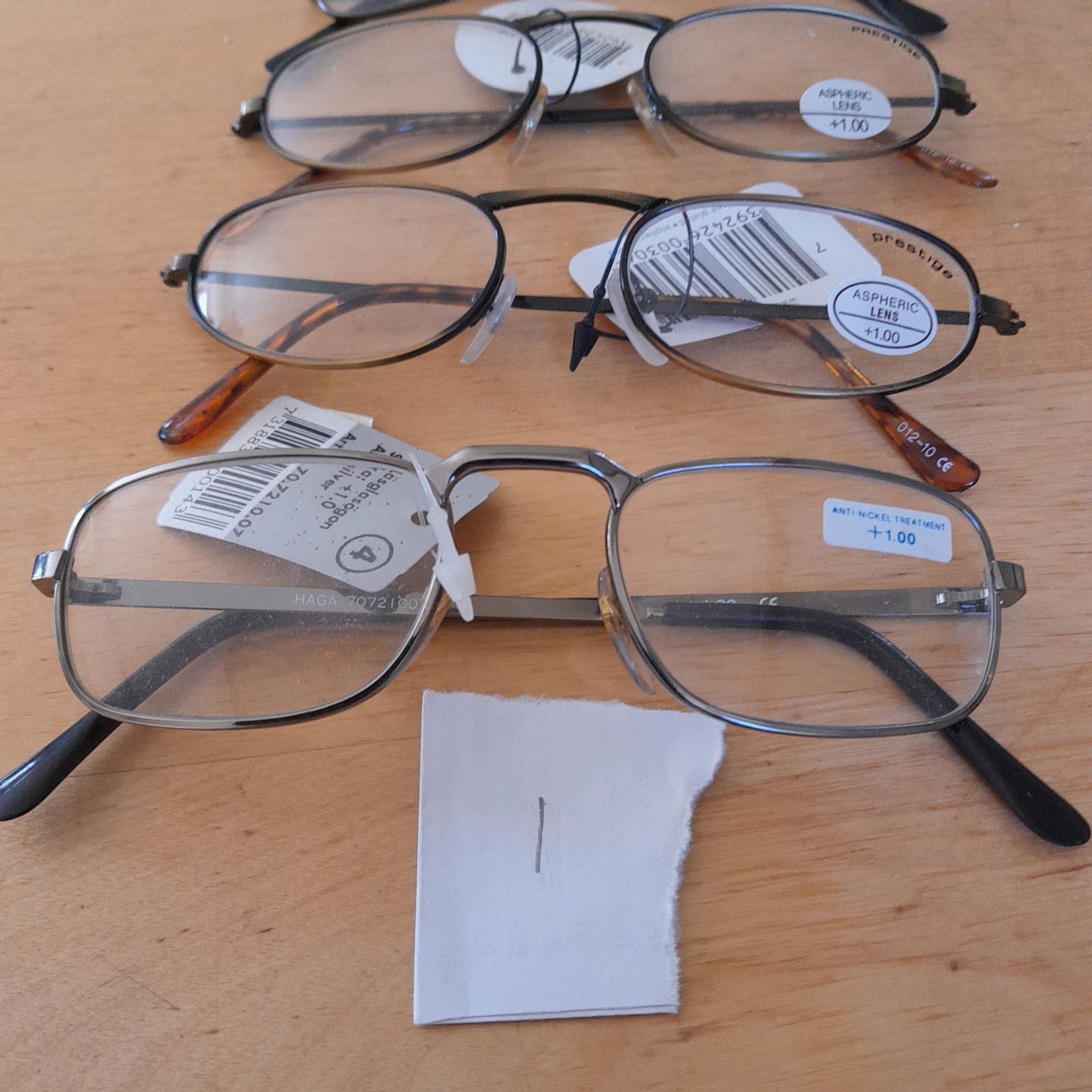 5par läsglasögon +1.00
