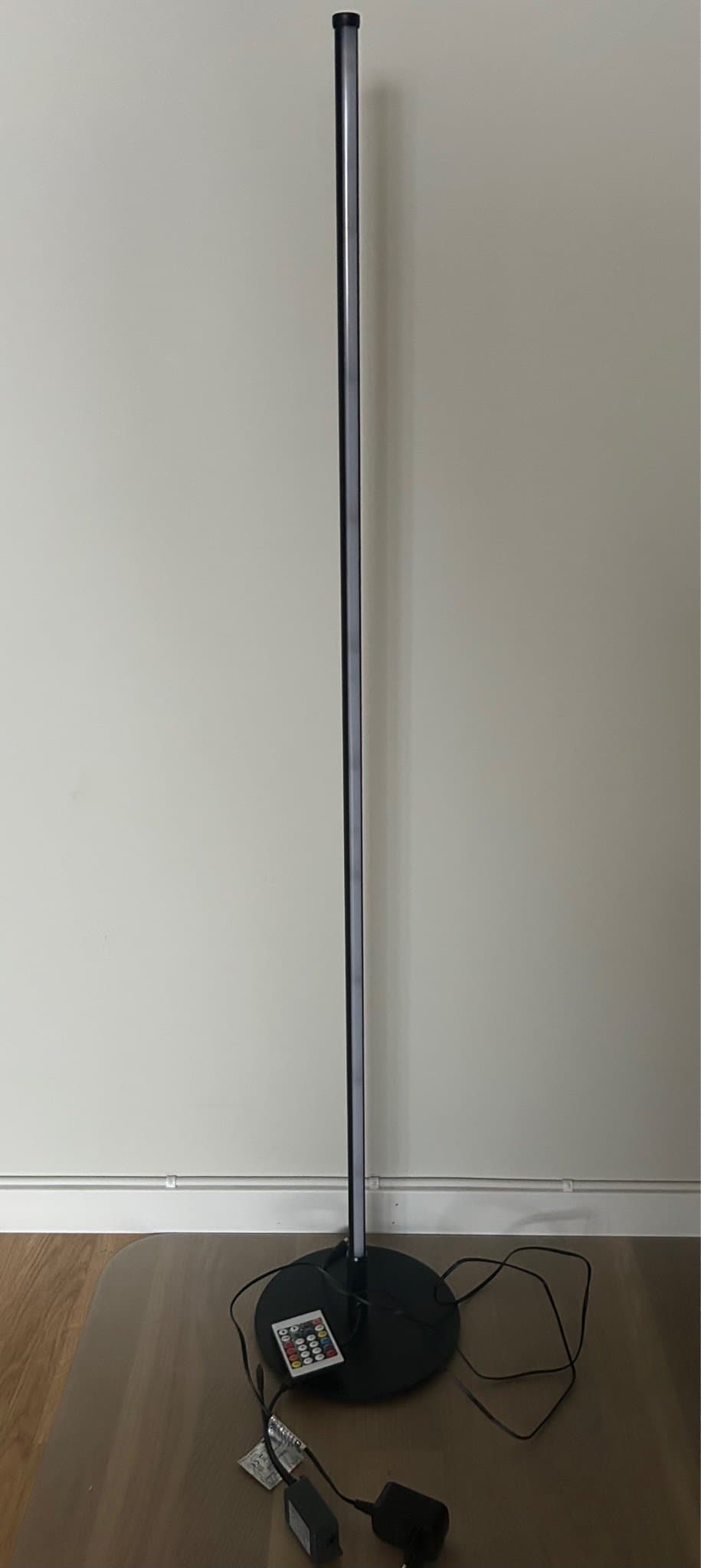LED golvlampa RGB