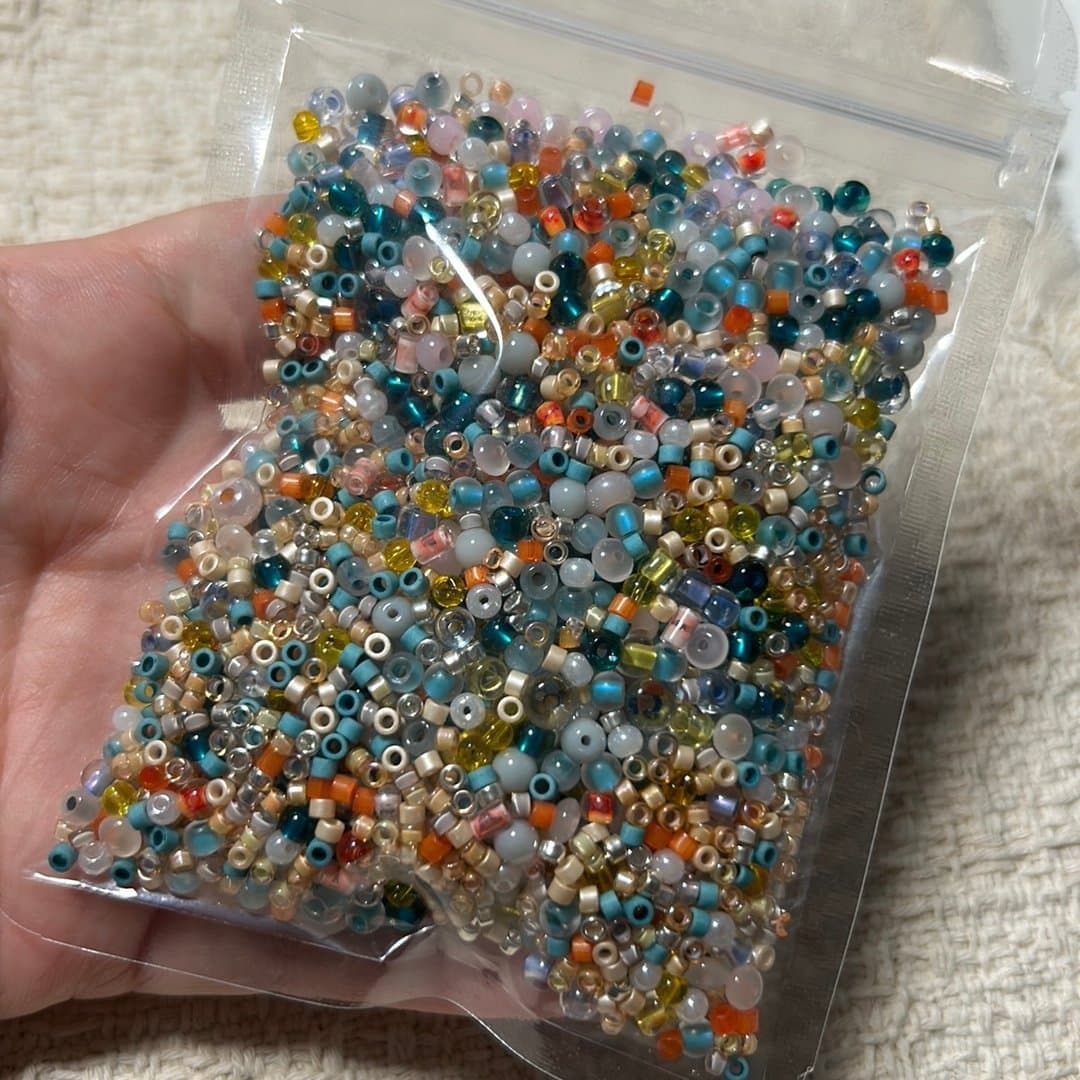 Mixed beads (99g)