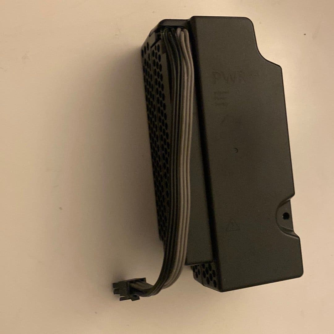 Strömförsörjning för Xbox One S