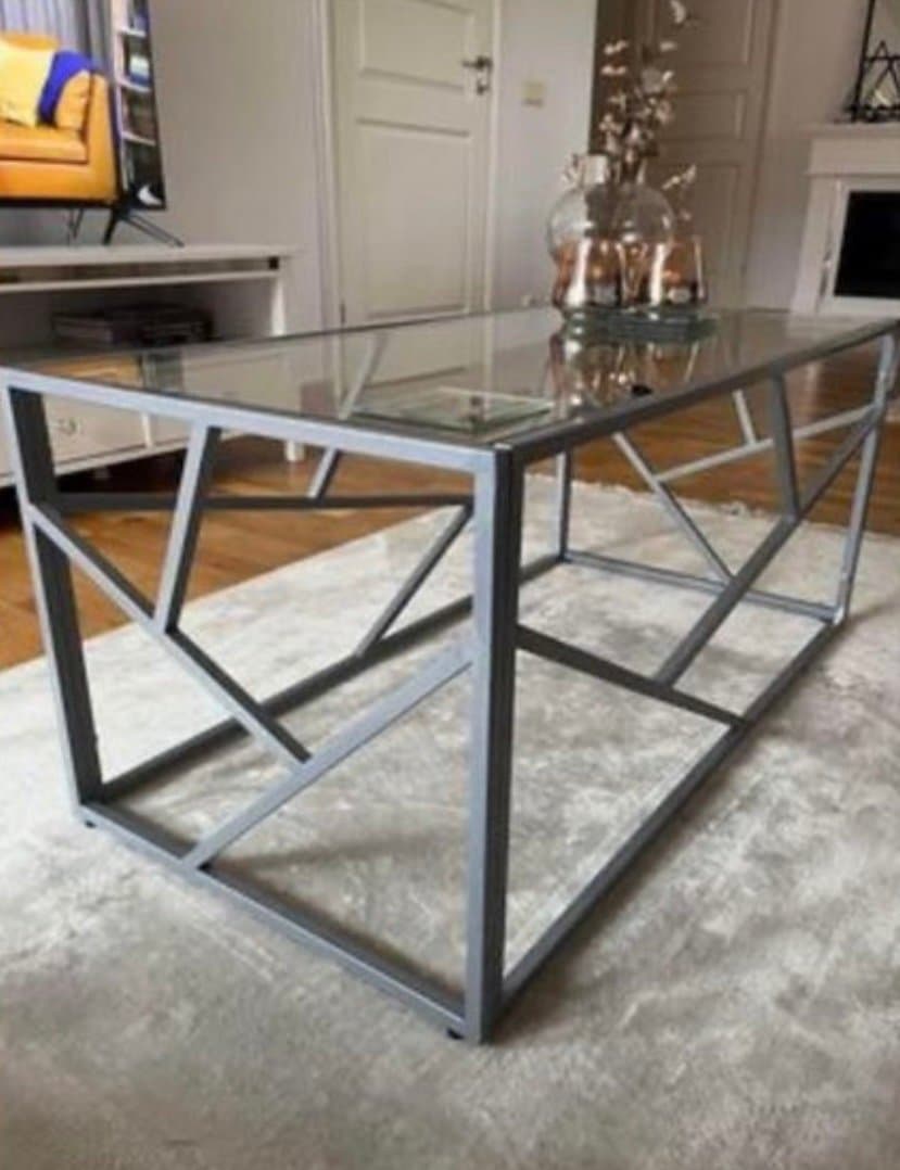Soffbord i glas och metall