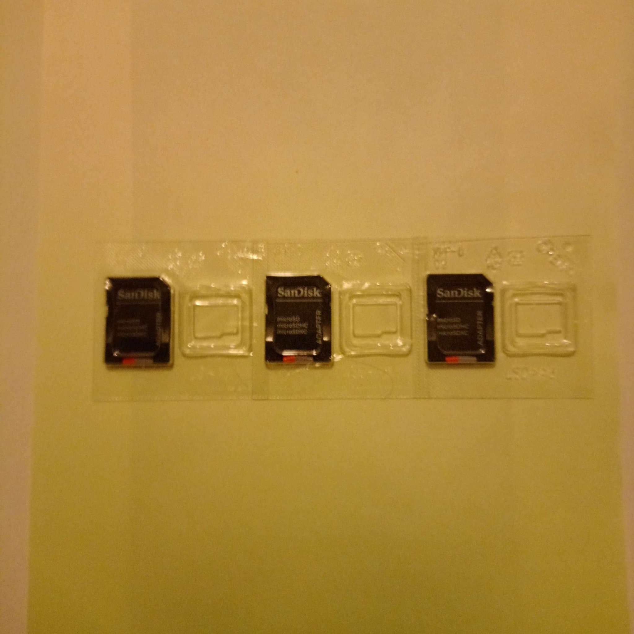 3-pack SanDisk Ultra 64GB MicroSD + Adaptrar | FRAKTFRITT