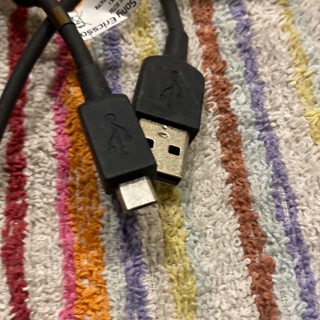 Sony Ericsson EC700 USB-kabel