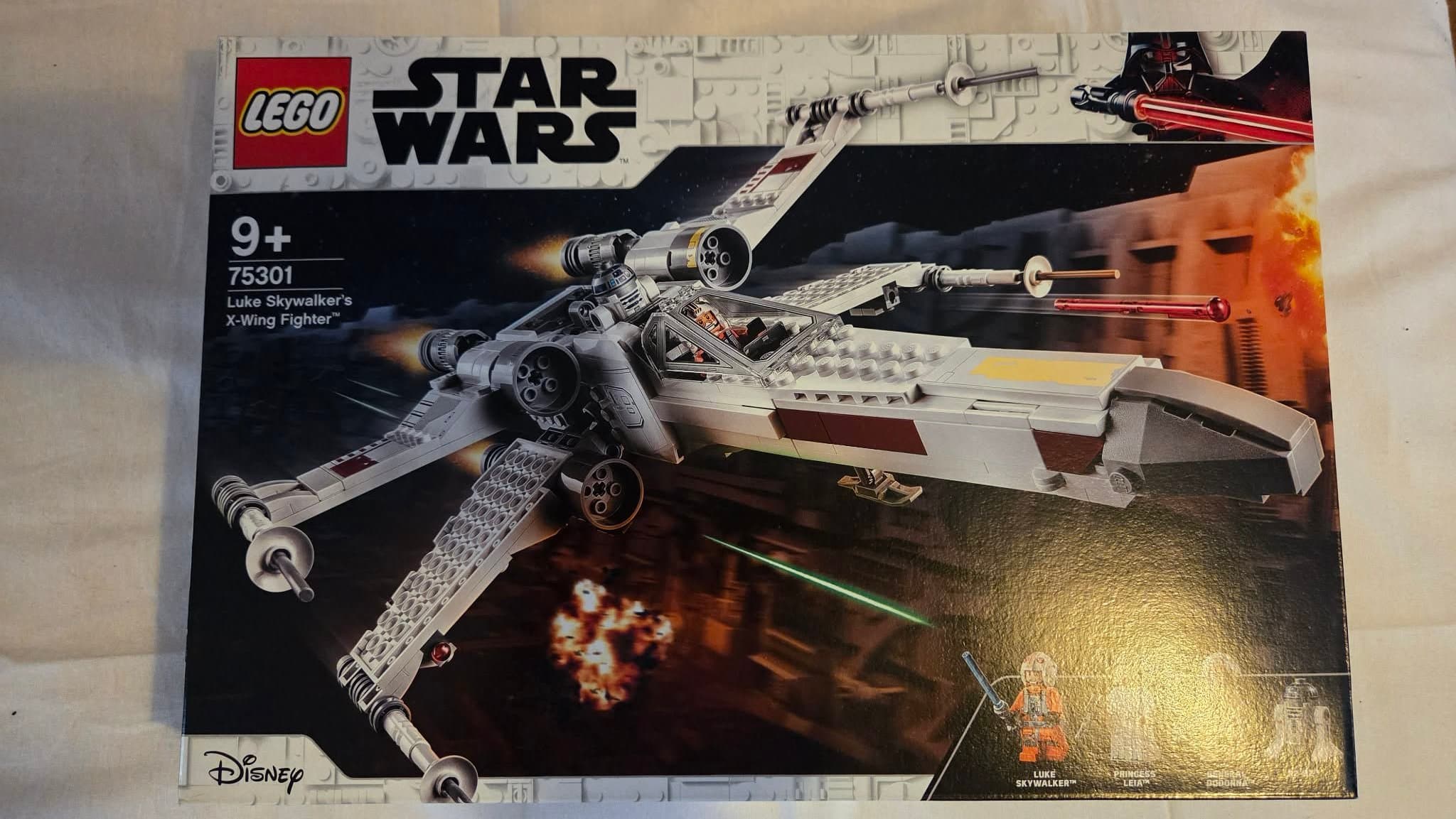 LEGO Star Wars 75301 Luke Skywalkers X-Wing Fighter