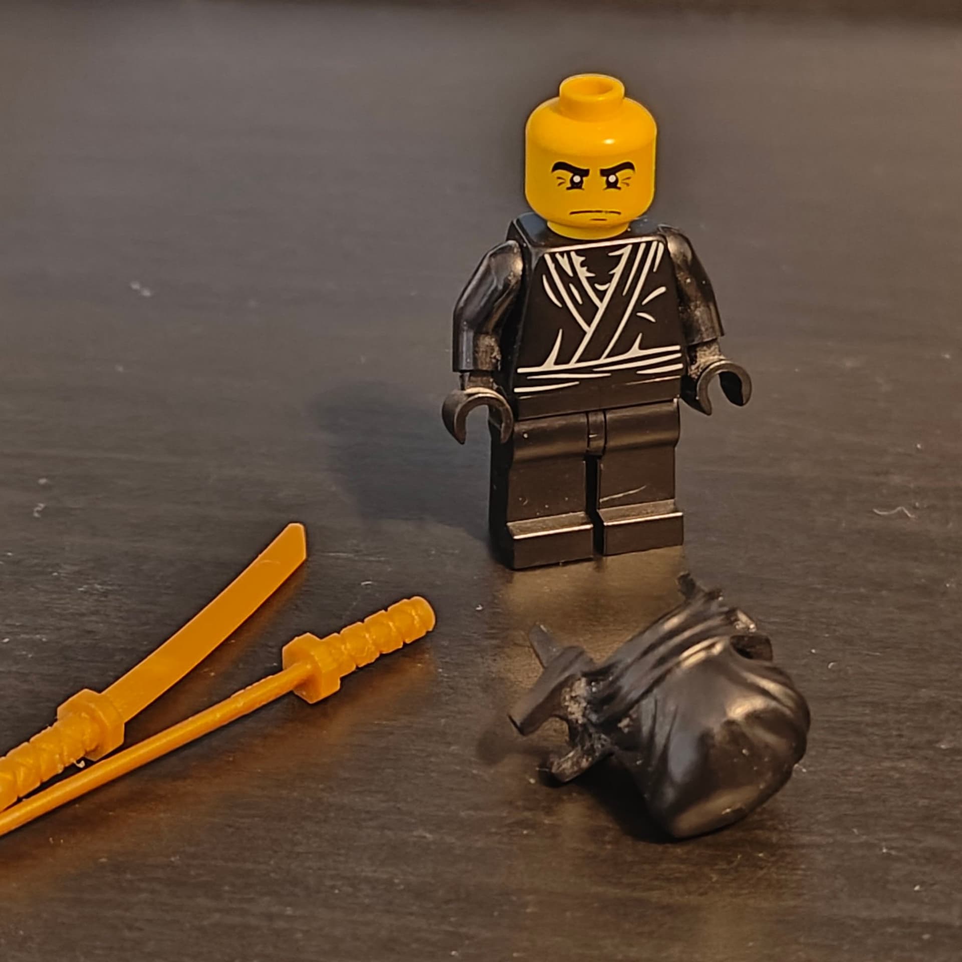 LEGO Svart ninja med svärd