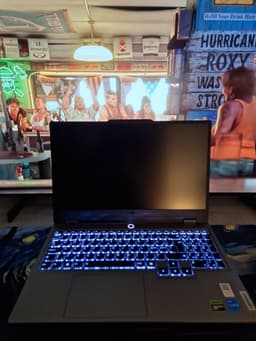 Lenovo LOQ 15IAX9 i5-12HX/24/512/4050 15.6" bärbar dator för gaming