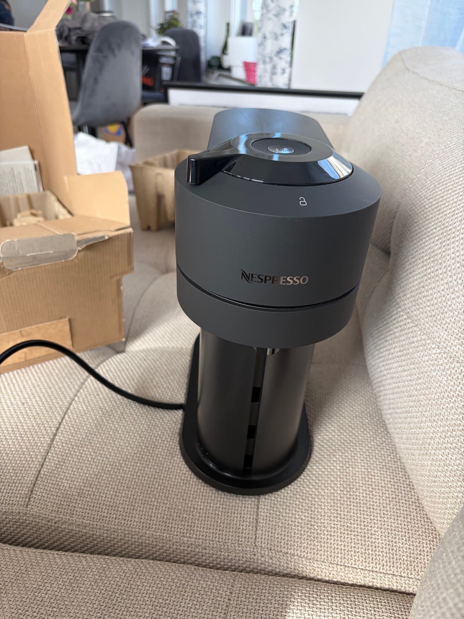 Nespresso Vertuo Pop Kaffemaskin oanvänd