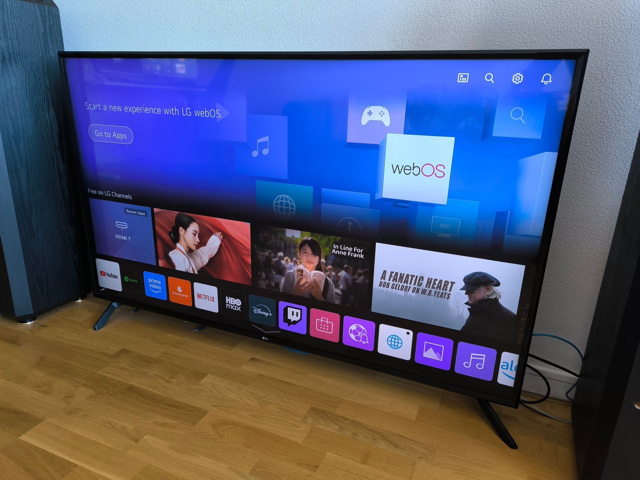 LG 65UN71006LB 65" 4K UHD Smart TV | Great condition