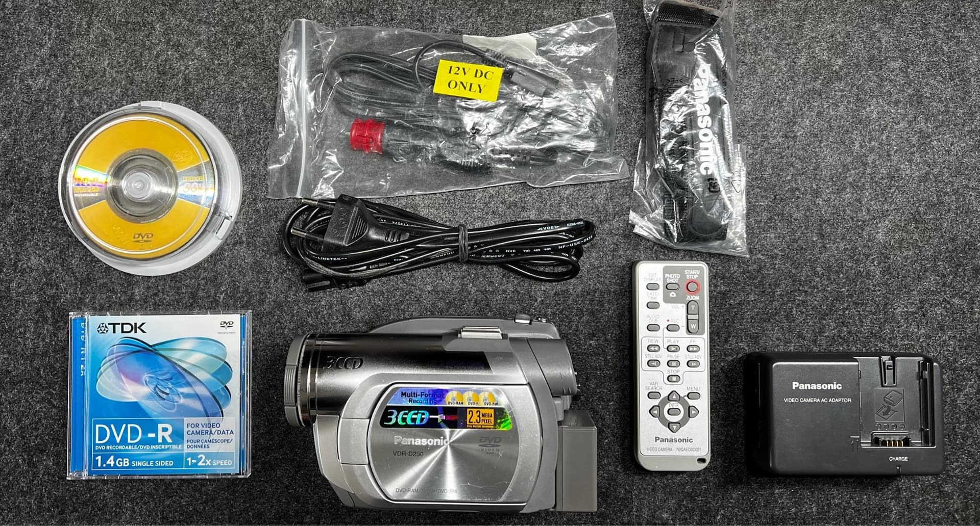 *KOMPLETT* Panasonic DVD Kamera VDR-D250 + väska