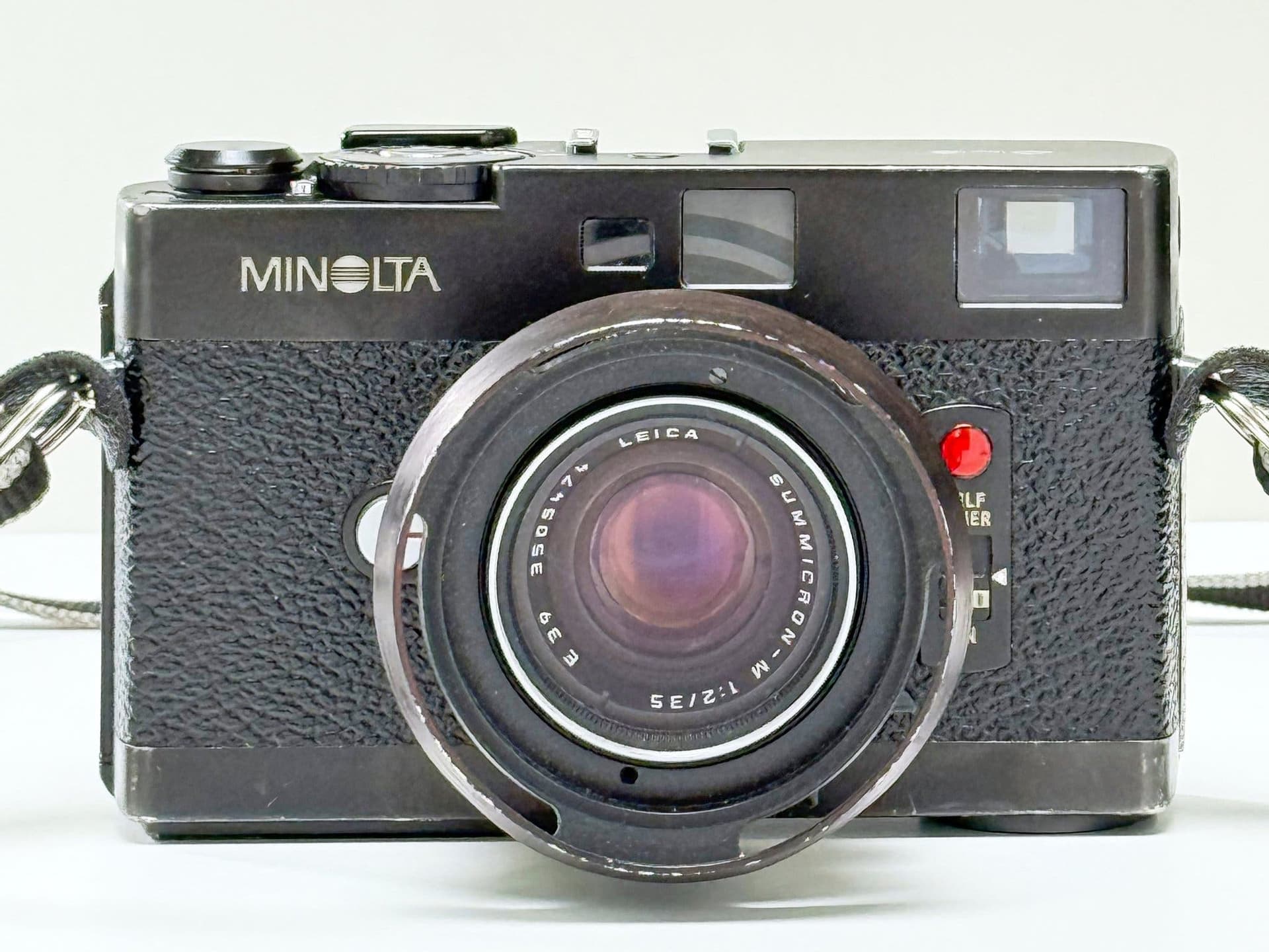 Minolta CLE analog kamera med Leica Summicron-M 1:2/35 objektiv