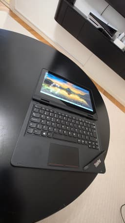 Lenovo ThinkPad Yoga 11e – 360° Touchscreen – Med originalpenna och laddre