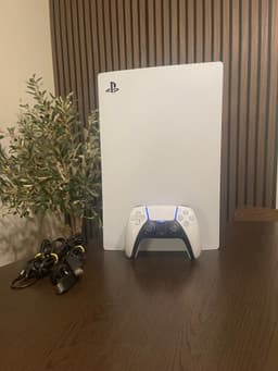 Sony Playstation 5 Konsol med handkontroll digital edition