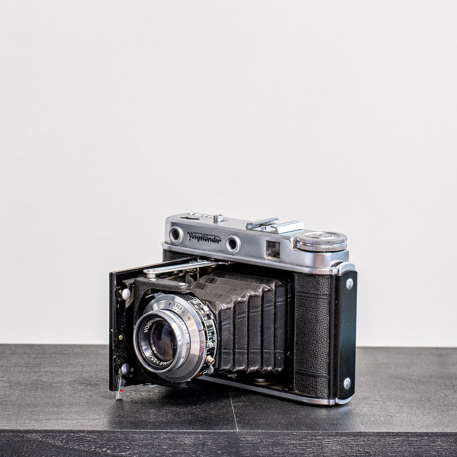 [Near Mint] Voigtländer Perkeo E (6x6) fällkamera – med Color-Skopar 80mm f/3.5