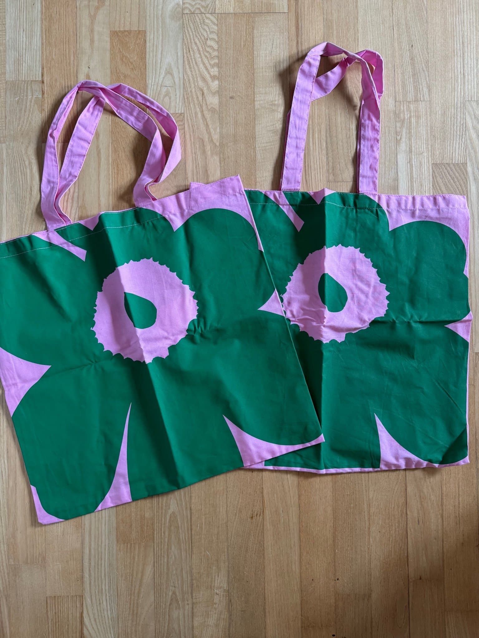 2 stycken Marimekko tygkasse rosa