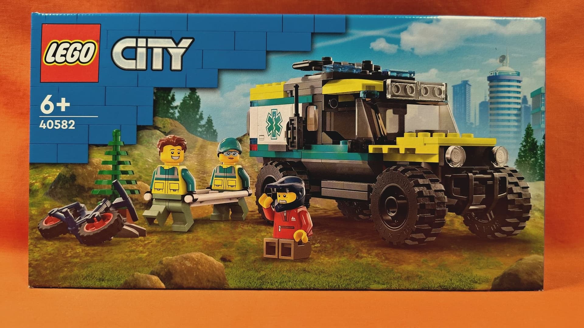 LEGO CITY "40582 - Fyrhjulsdriven Terrängambulans" NY & OÖPPNAD