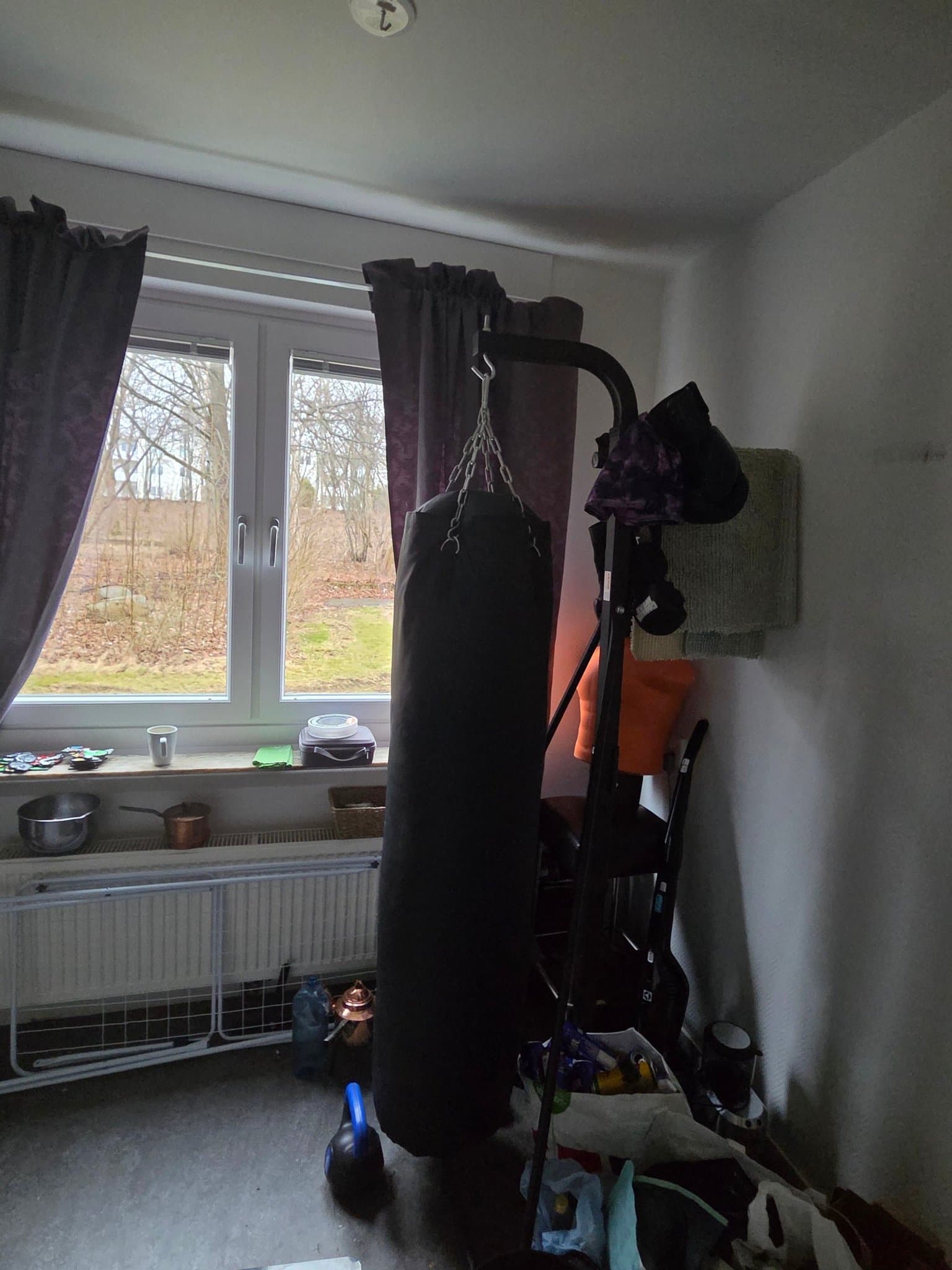 Boxningssäck med ställning