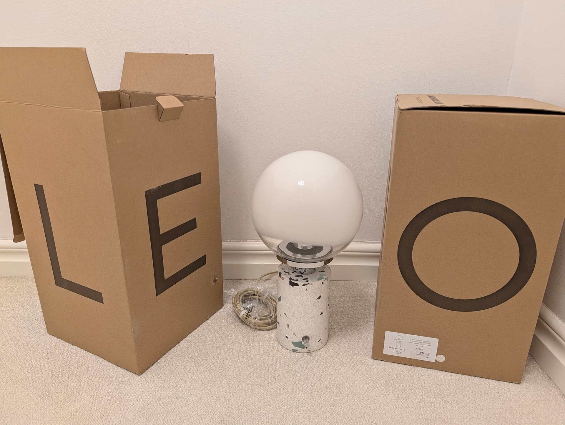 2 st: Leo Objects LTL1 Lantern table lamp // ICON
