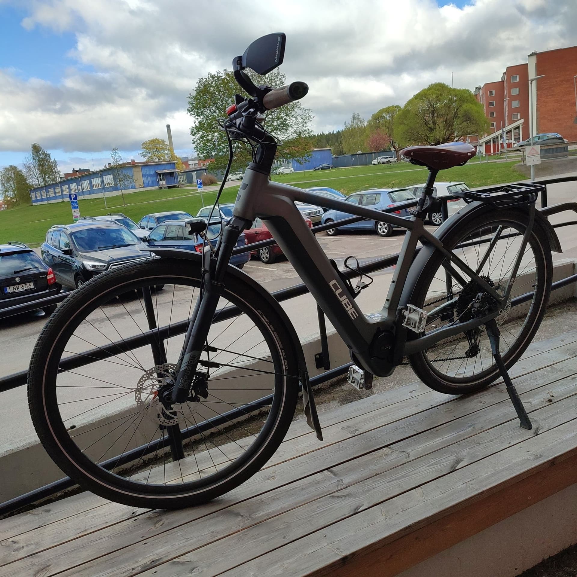CUBE KATHMANDU HYBRID PRO 750, 2023 års modell.