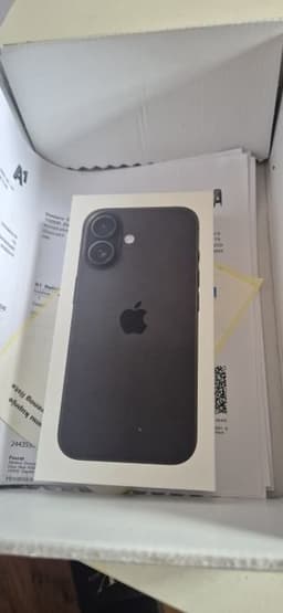 iPhone 16